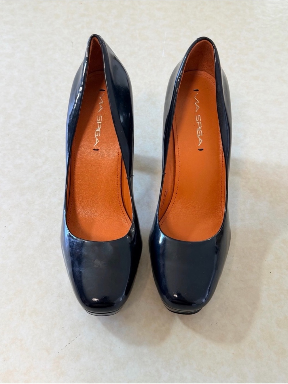 Via Spiga Black Patent Leather Pumps with Orange Insole